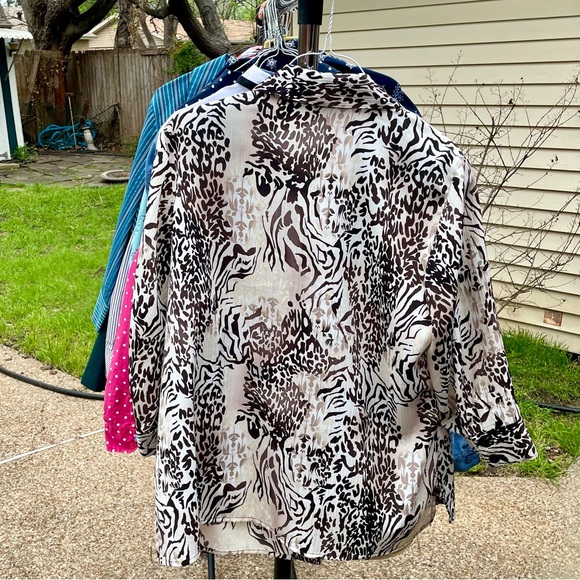 Animal print blouse, 3/4-length sleeves - Picture 4 of 5